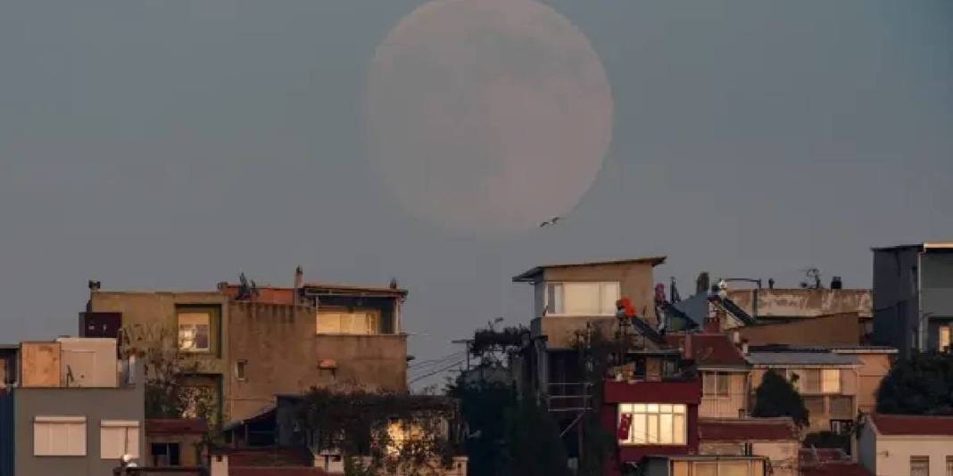 Görenler tablo sandı, dolunay kendine hayran bıraktı! Bu görüntüler Türkiye’den: Duvar kağıdı değil gerçek 2